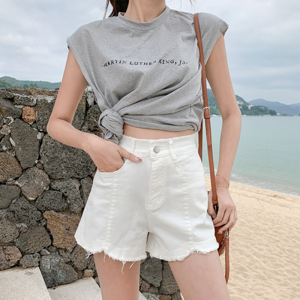 Blugi scurti elastici cu talie inalta si buzunare