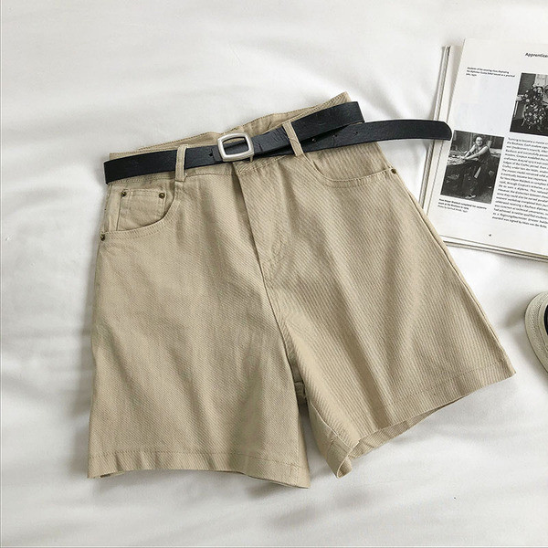 Pantaloni scurți casual cu curea și talie înaltă