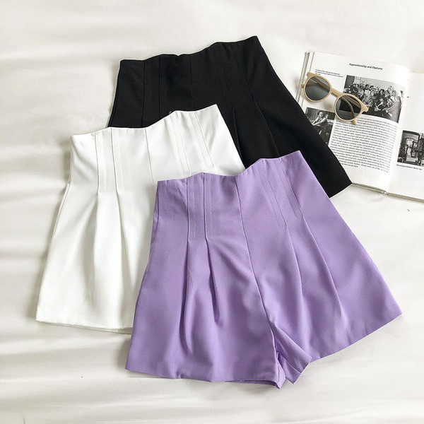 Ikdienas šortu plats modelis ar rāvējslēdzēju