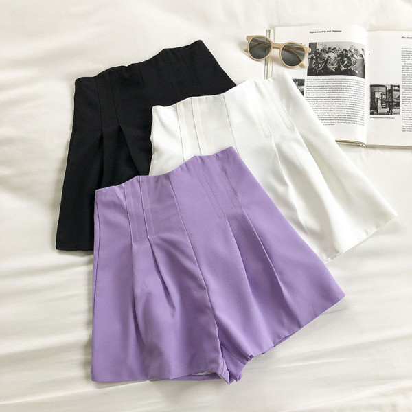 Ikdienas šortu plats modelis ar rāvējslēdzēju