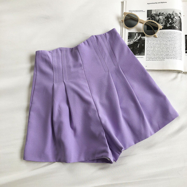 Ikdienas šortu plats modelis ar rāvējslēdzēju