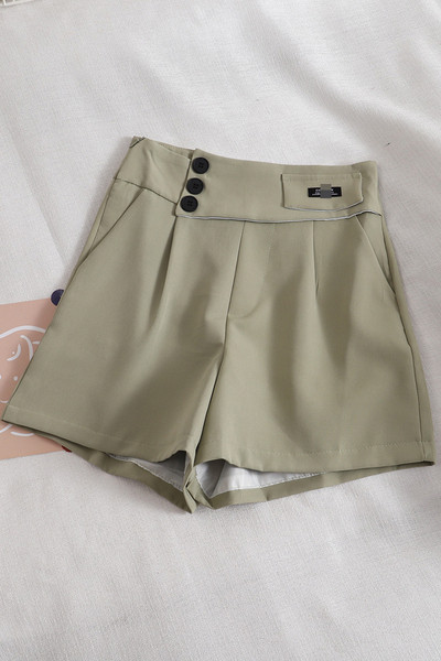 Retro stila sieviešu šorti ar pogām