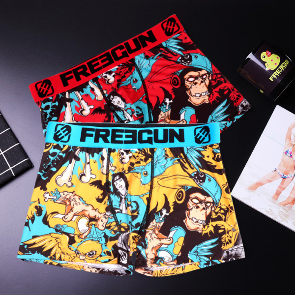 Värvilise trükiga meeste bokserid