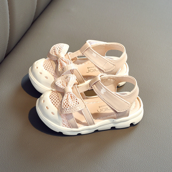 Mūsdienīgas bērnu sandales meitenēm ar sietu un lenti