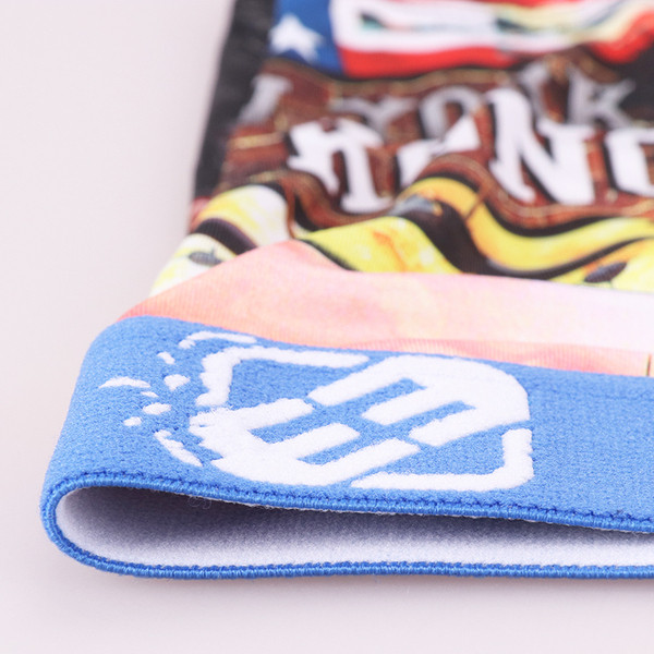 Krāsaini vīriešu bokseri