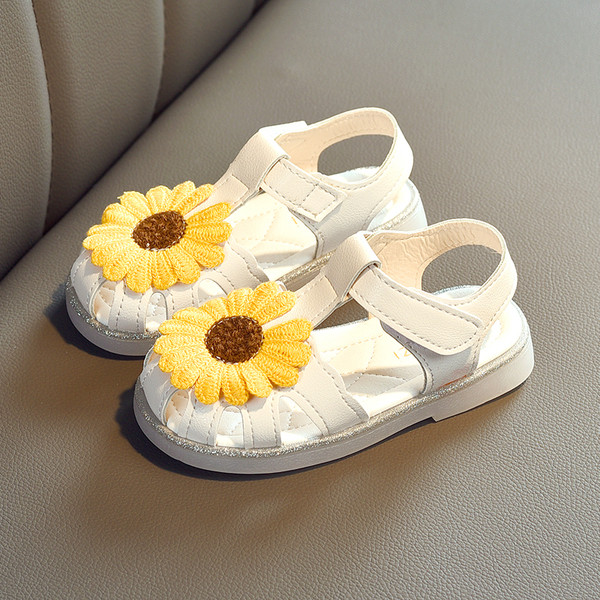 Mūsdienīgas bērnu sandales meitenēm ar ziedu