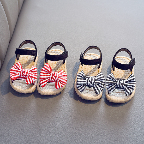 Sandale pentru copii actuale pentru fete cu panglică în carouri
