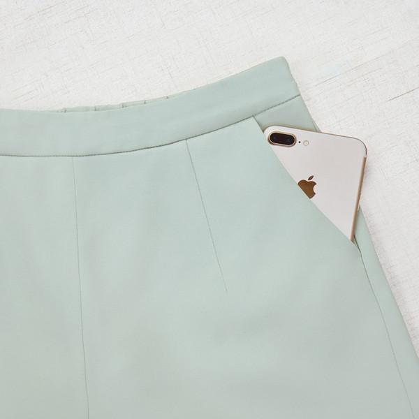 Pantaloni scurți de șifon de damă cu talie înaltă