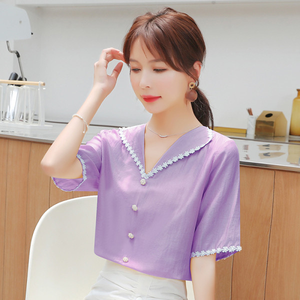 Cămașă de damă cu decolteu spitz și mâneci 3/4