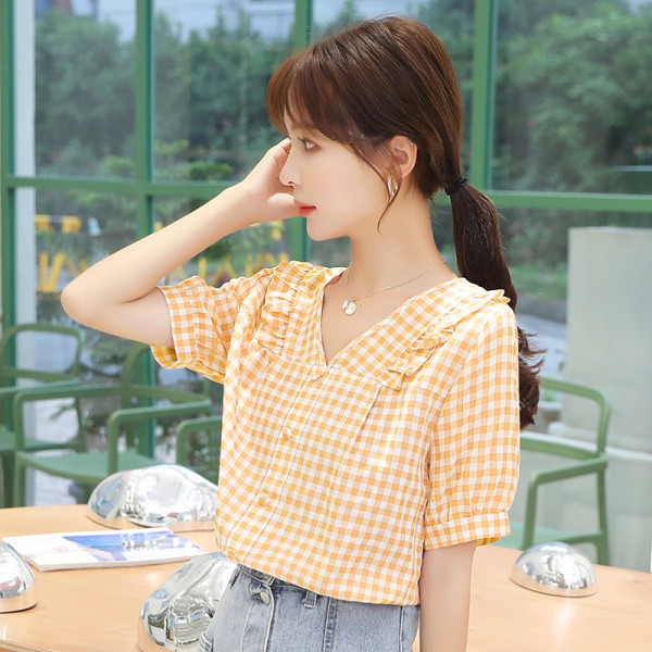 Rūtains sieviešu krekls ar špica kakla izgriezumu un 3/4 piedurknēm