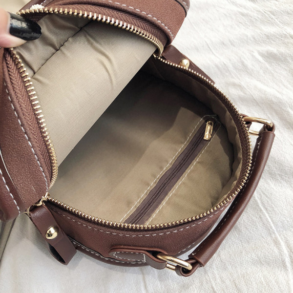 Sieviešu ikdienas mugursoma ar uzrakstiem