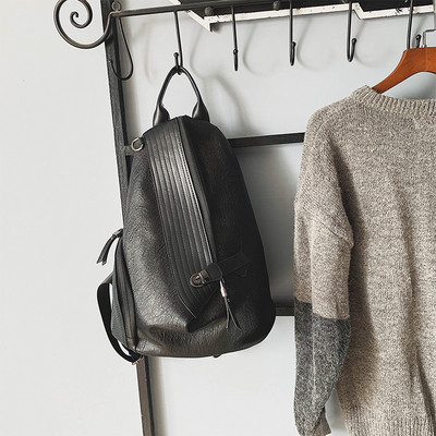 Sieviešu ikdienas mugursoma no eko ādas