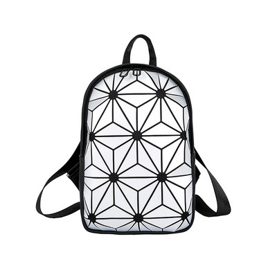 Modern női hátizsák geometrikus elemekkel