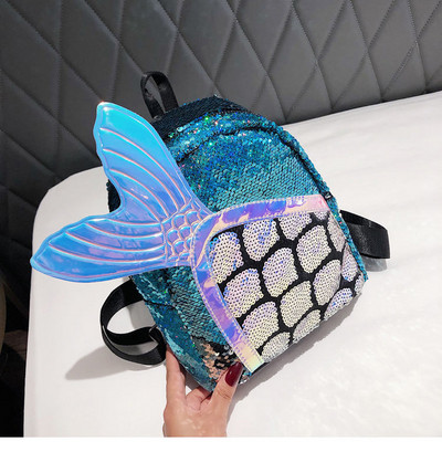 Mūsdienīga sieviešu mugursoma ar 3D elementu un fliteriem