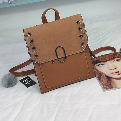 Ikdienas sieviešu mugursoma ar metāla elementiem