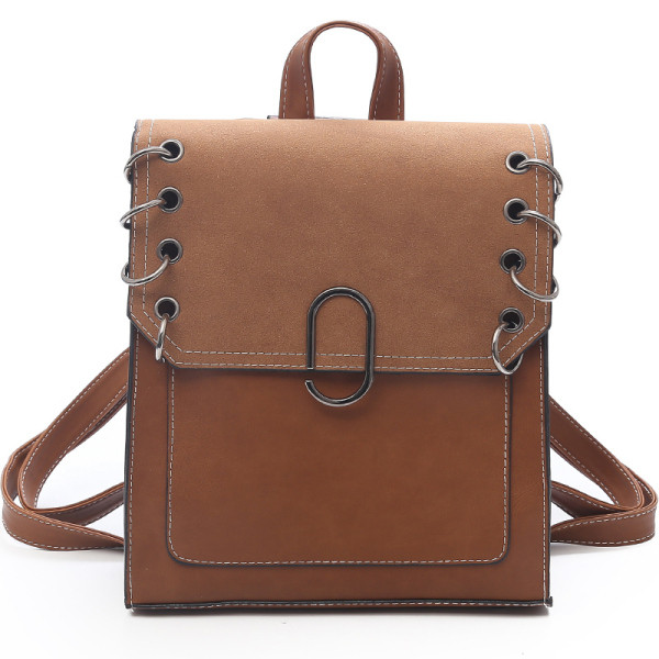 Ikdienas sieviešu mugursoma ar metāla elementiem