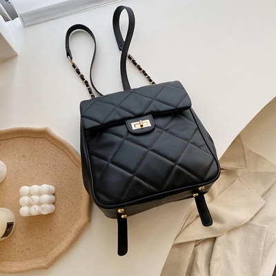 Stilīga sieviešu mugursoma no eko ādas vienkārša modeļa