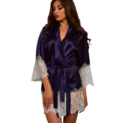 Sieviešu satīna peldmētelis ar mežģīņu elementiem un jostu