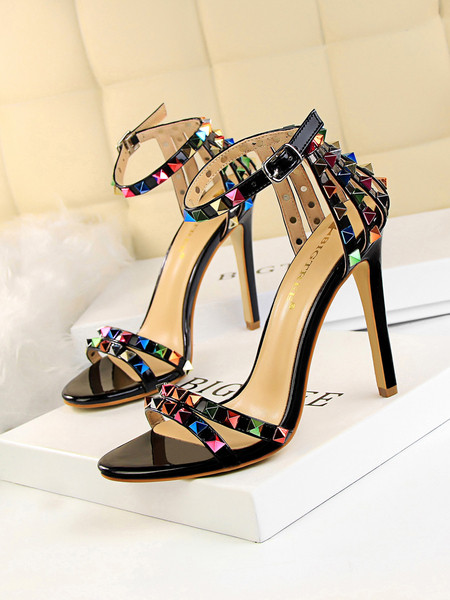 HIT Aktuaalsed kõrge õhukese kontsaga ja elementvärvi kivikestega naiste sandaalid