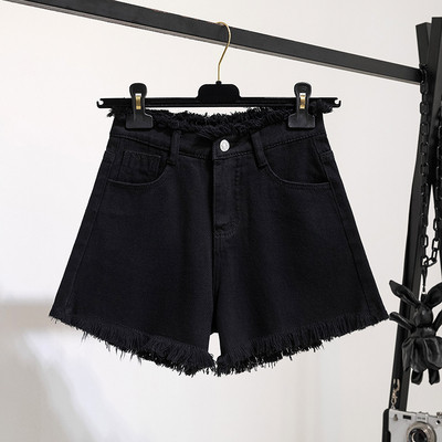 Jauns īsu džinsu modelis ar augstu vidukli