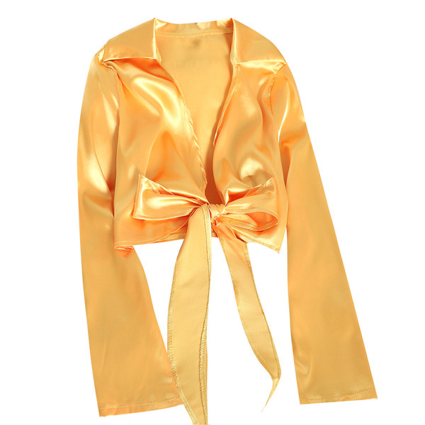 Satīna sieviešu krekls ar dziļu kakla izgriezumu un lentīti