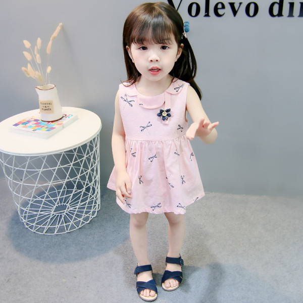 Vabaaja ovaalse kaelusega lastekleit