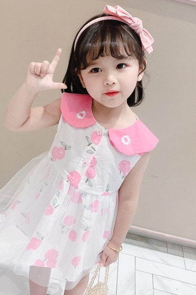 Moderna bērnu kleita ar apkakli un pogām