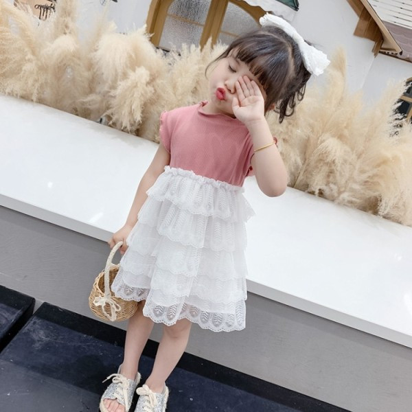 Moderna bērnu kleita ar īsām piedurknēm un mežģīnēm