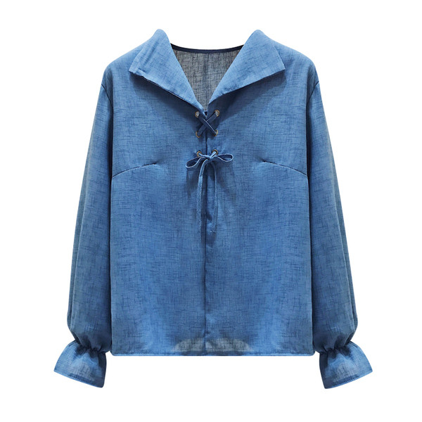 Cămașă modernă de damă cu mâneci lungi și șireturi