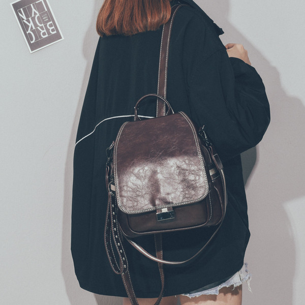 Hétköznapi női hátizsák eco redőnyből fogantyúval