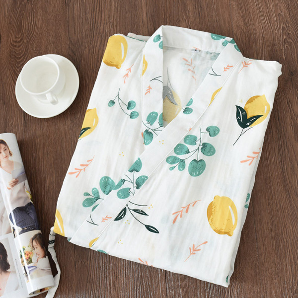 Sieviešu peldmētelis ar citrona apdruku