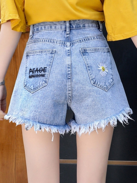 Blugi scurti dama casual cu broderie