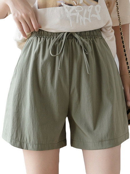 Sieviešu šorti ar elastīgu jostasvietu un saitēm