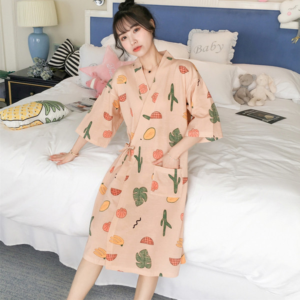 Sieviešu peldmētelis ar saitēm un apdruku