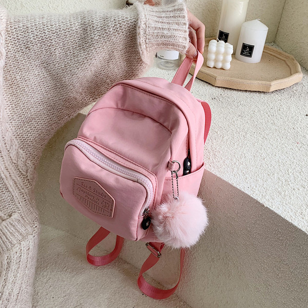 Ikdienas sieviešu mugursoma ar rāvējslēdzēju