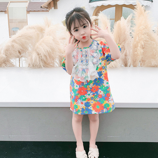 Rochie pentru copii cu imprimeu floral si dantela