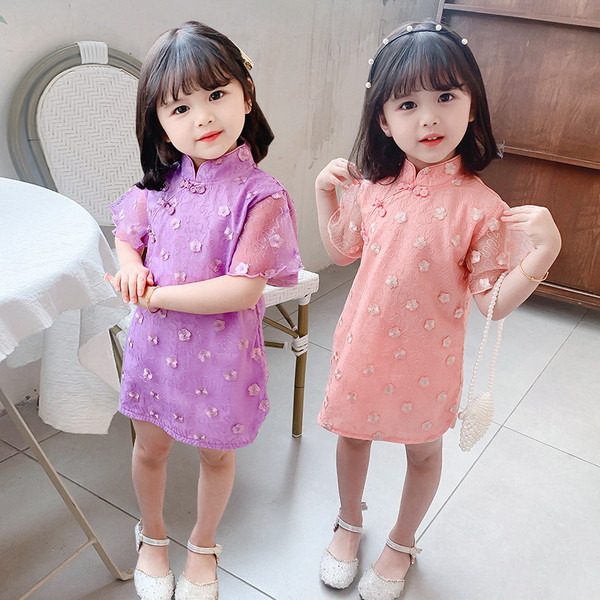 Moderna bērnu kleita ar īsām piedurknēm un 3D ziediem