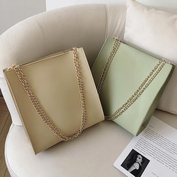 Geanta casual de dama din piele ecologica cu maner metalic