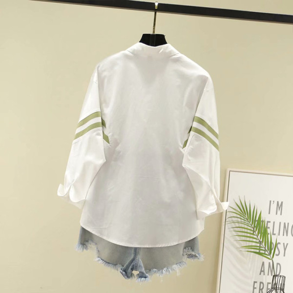 Laia mudeliga naiste särk klassikalise krae ja pikkade varrukatega