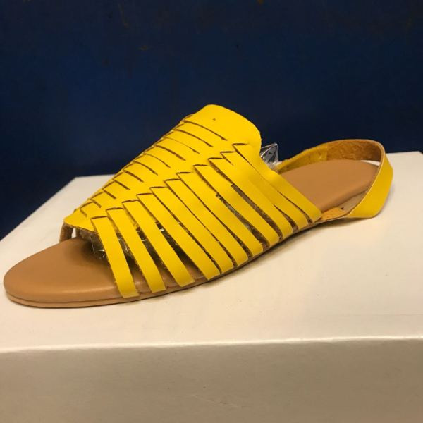 Ikdienas sieviešu sandales ar plakanu zoli no eko ādas