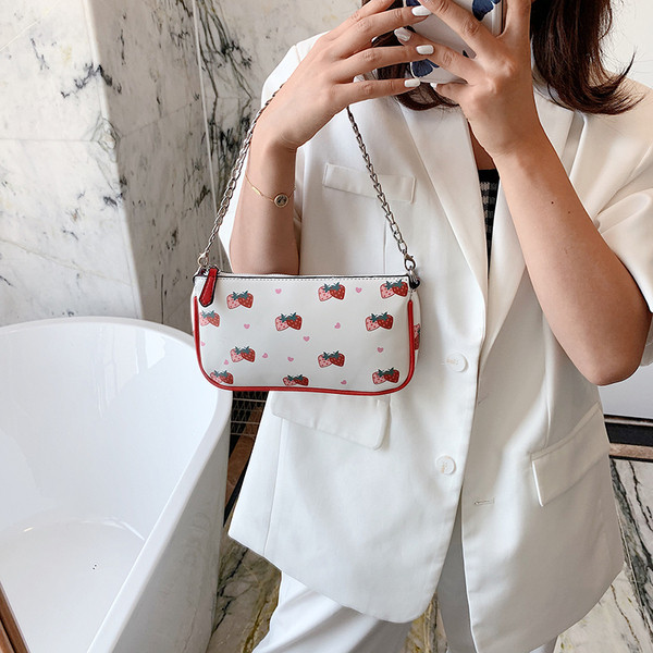 Öko-nahast valmistatud vabaaja naistekott erinevate rakendustega