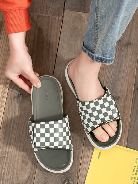 Lameda tallaga ruudulised meeste sussid