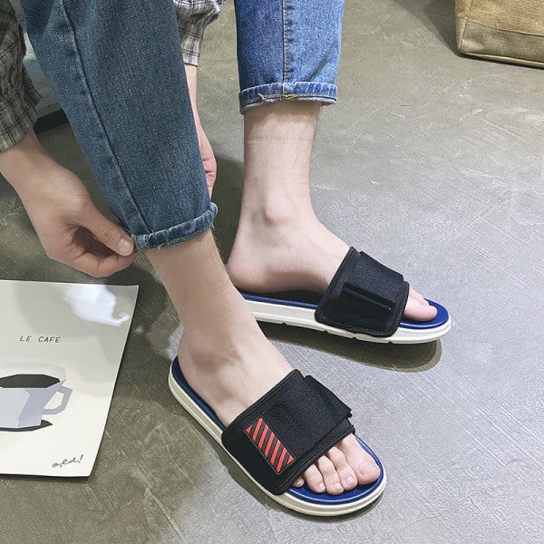 Neslīdošas ikdienas vīriešu čības ar plakanām zolēm