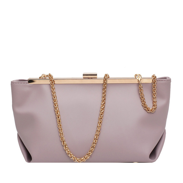 Moderna sieviešu soma no tīras eko ādas