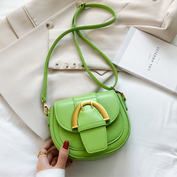 Pašreizējā sieviešu soma ar mākslīgās ādas sprādzi