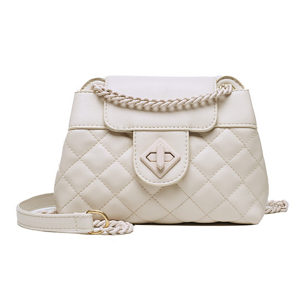 Moderna sieviešu soma ar garu rokturi un aizdari