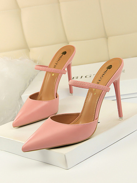 Stiilsed kõrge õhukese kontsaga nahast sussid