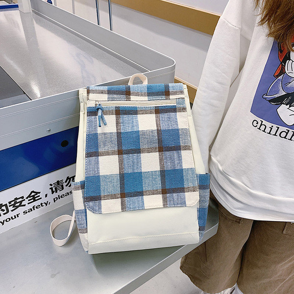 Igapäevane naiste ruuduline lukuga seljakott