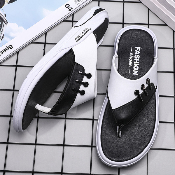 Vīriešu ikdienas čības no eko ādas ar metāla elementiem