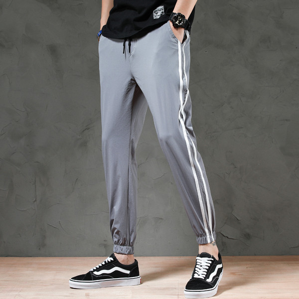 Kandi ja paeltega sportlikud ja vabaaja meeste püksid